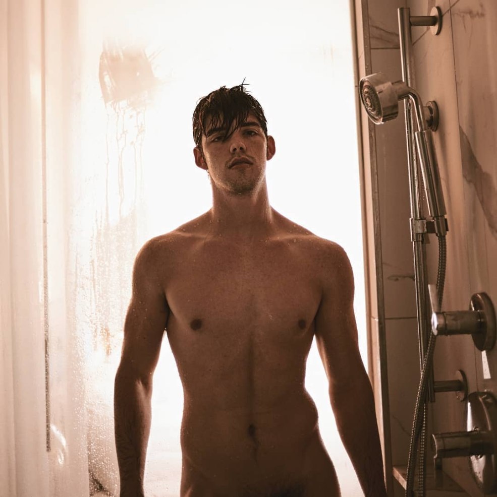 Lyceutist La Lecleale, 1975