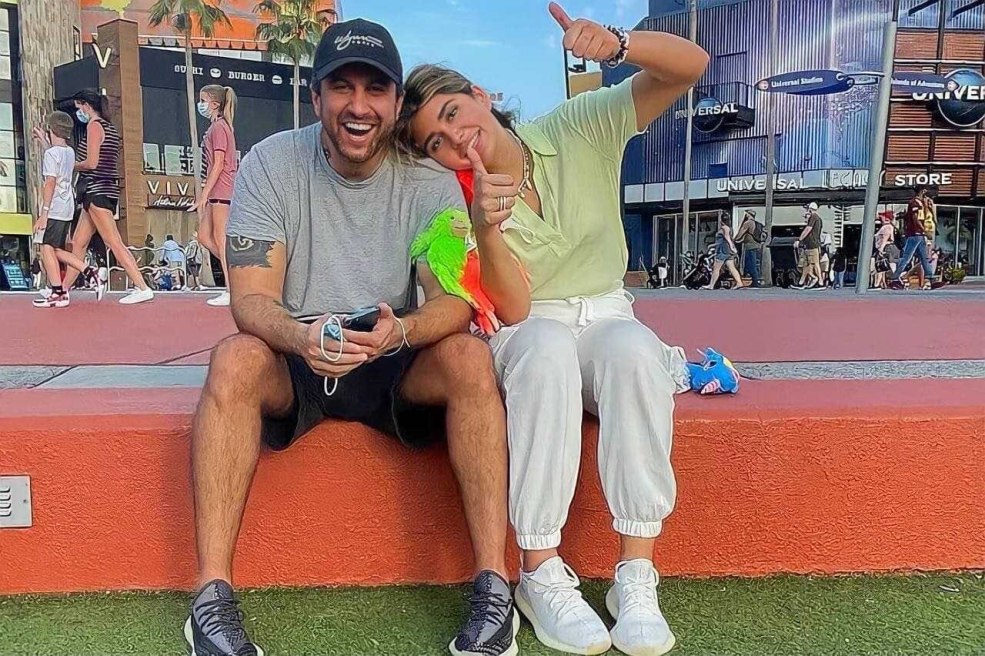 Amiran Sardarov épouse