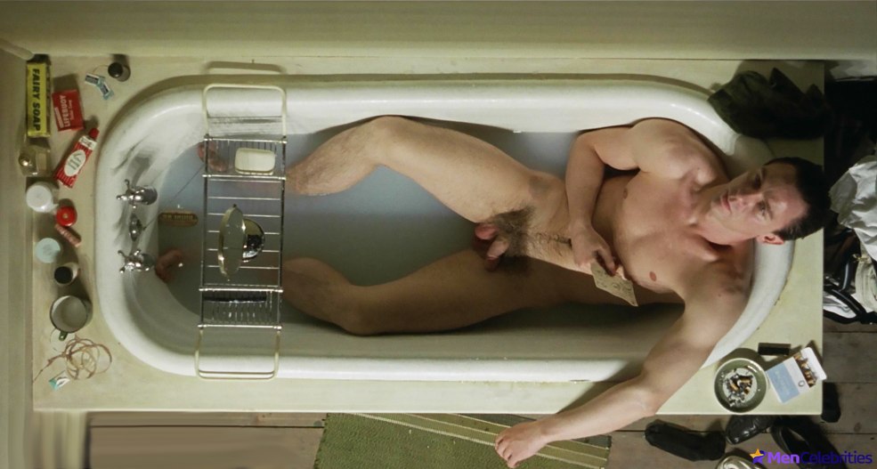 Fille de séance photo avec un membre