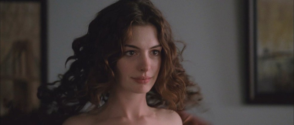 Amour et autres médicaments Anne Hathaway seins