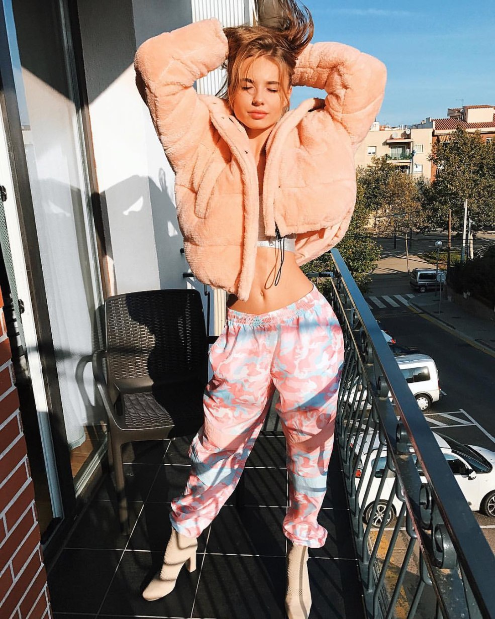 Elizaveta Vasilenko @elizabethvasilenko