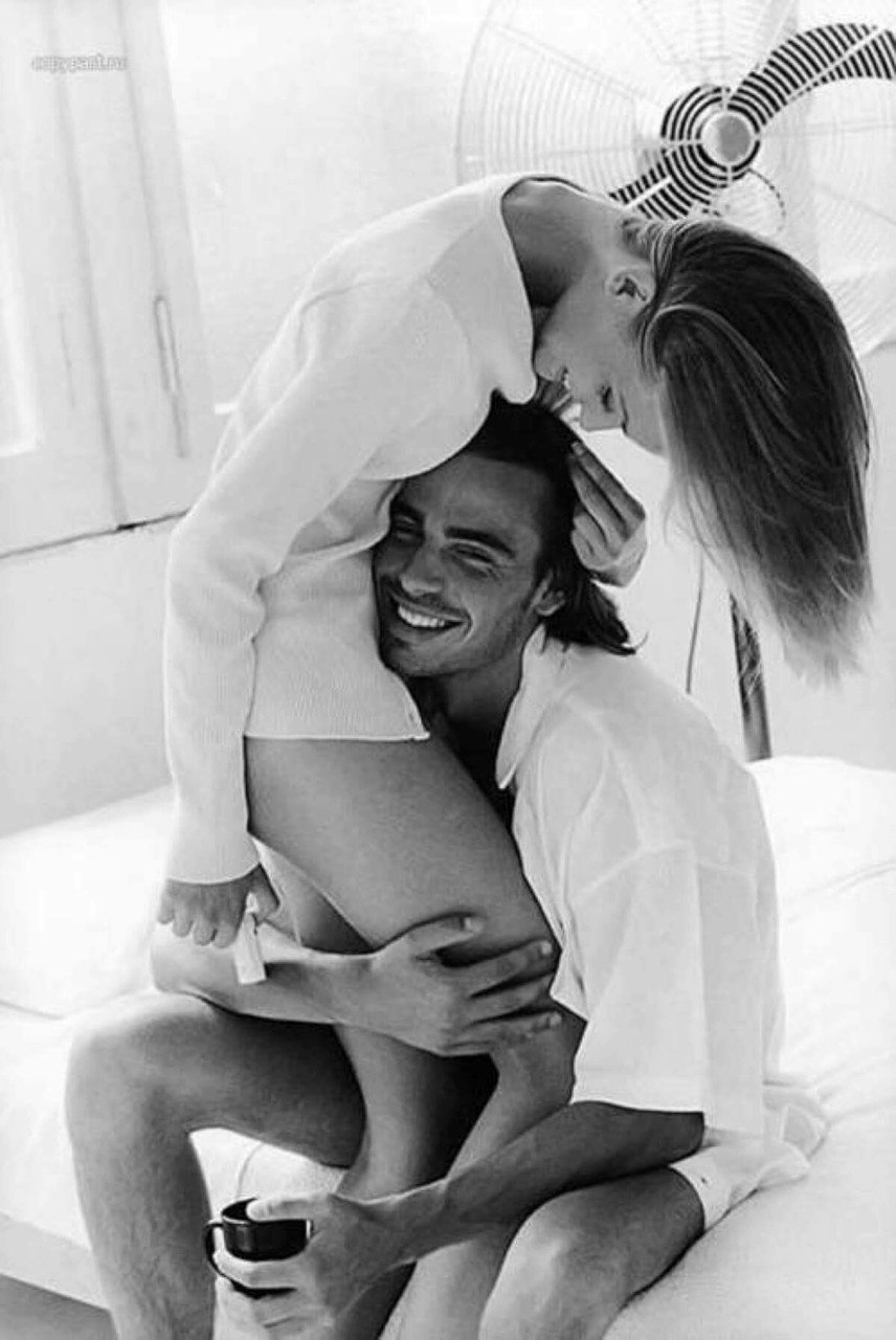 Passion dans le lit gif