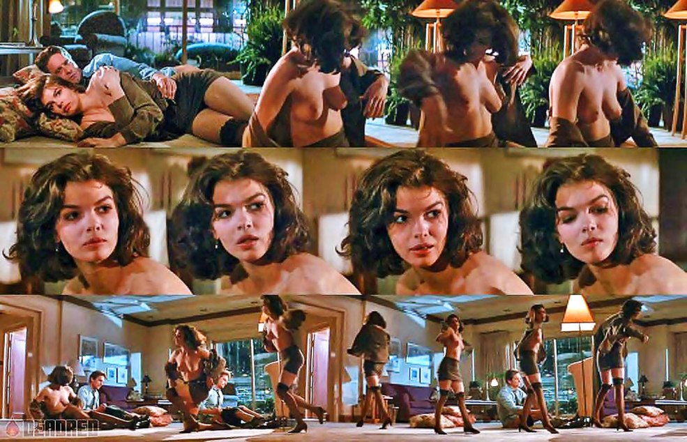 Genie Tripplehorn Water World Naked