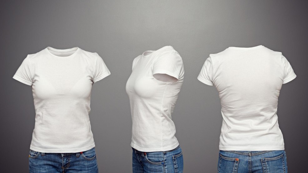 T -Shirt des femmes sous différents angles