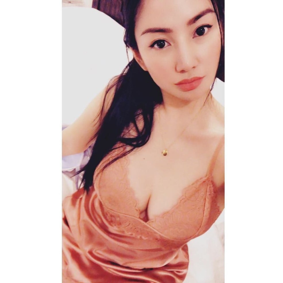 Asel sadvakasova sexy