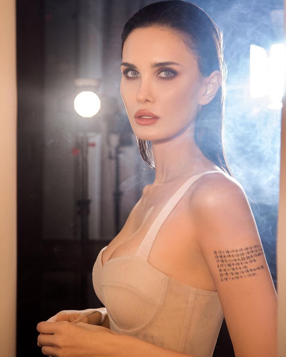 Melissa Barrera photo nue