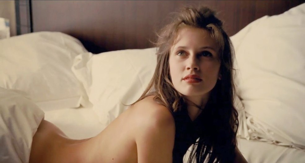 Marina Vakt est jeune et belle