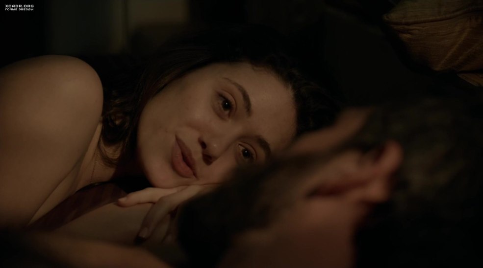 Emmy Rossum Boobs sans vergogne