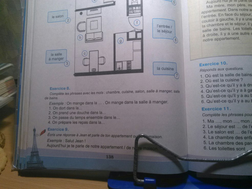 Coloration du bâtiment du café