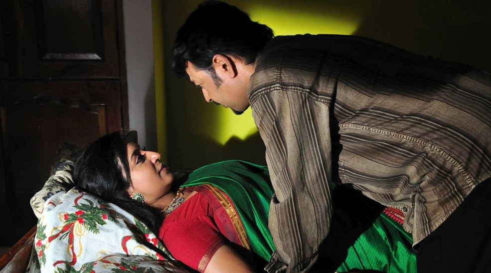 Première nuit Tajik Girl