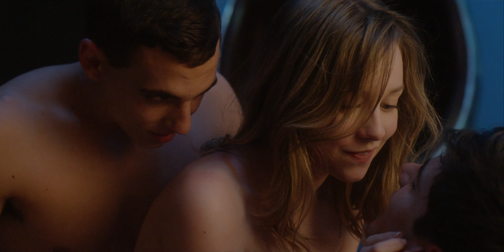 Force masculine au lit