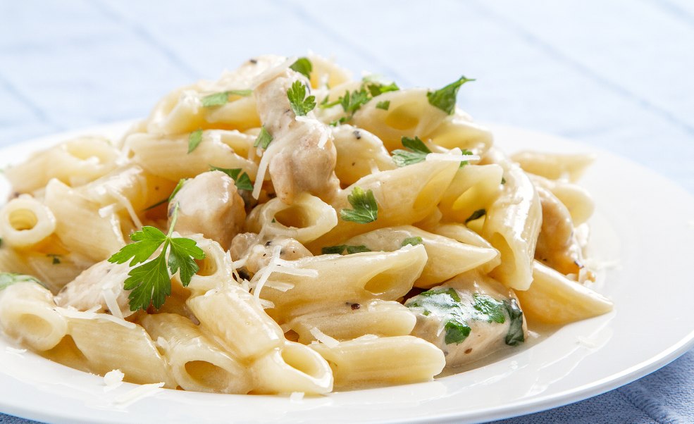 Pâtes Penne Alfredo