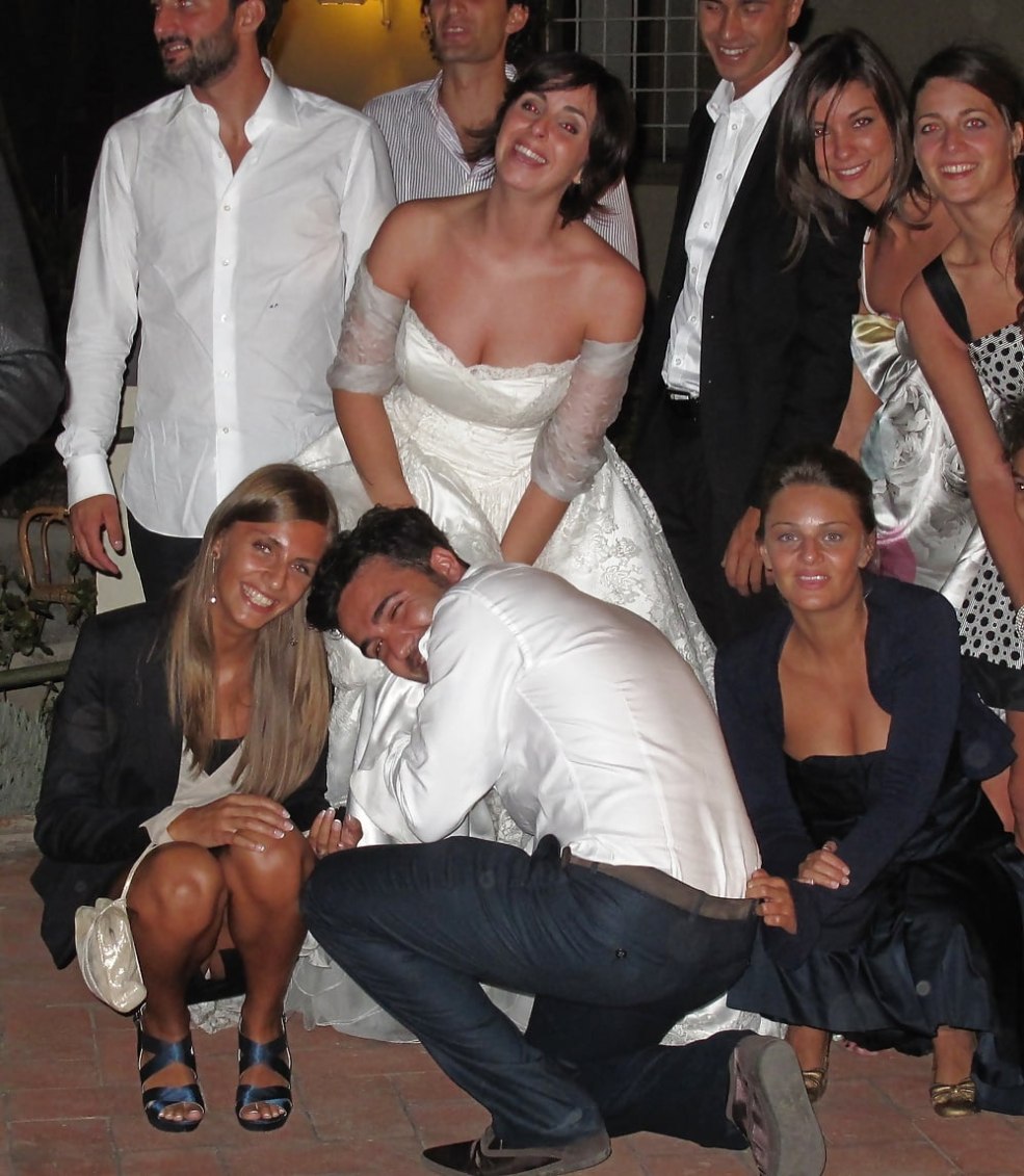 Le marié pleure au mariage