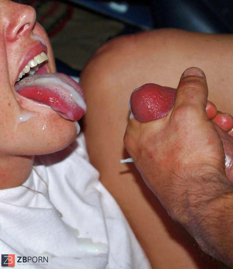 Sperme dans une bouche étroite