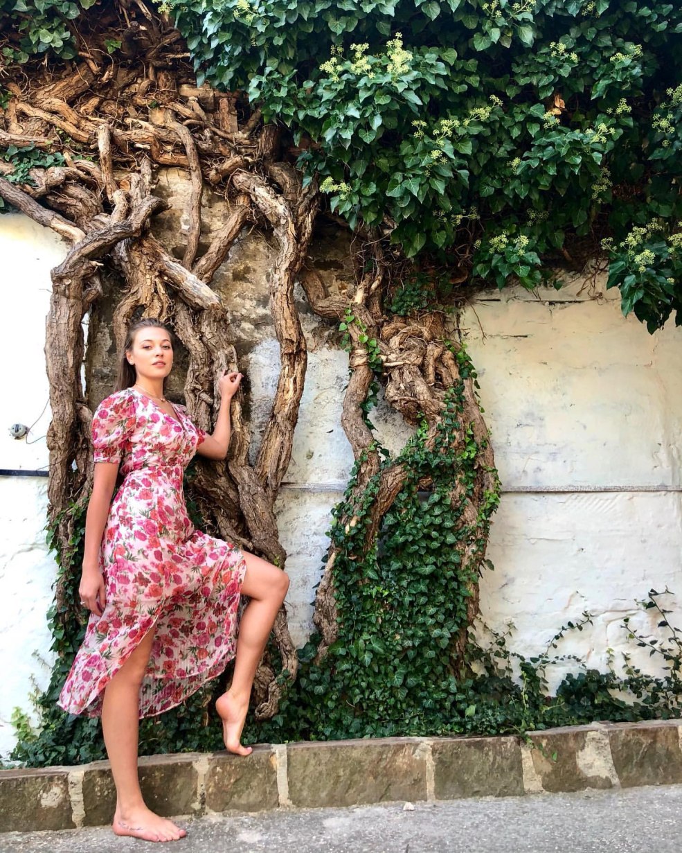 Alexandra Nikiforova Maxim