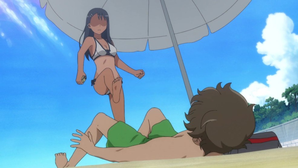 Mature dans une voiture sans culotte