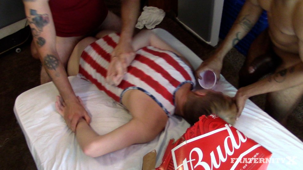 Jack & Jayden Bareback baise à Sean Cody, xxx