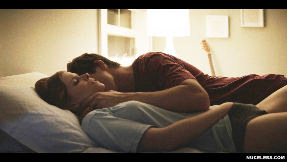 Ellen Page nue et Kate Mara