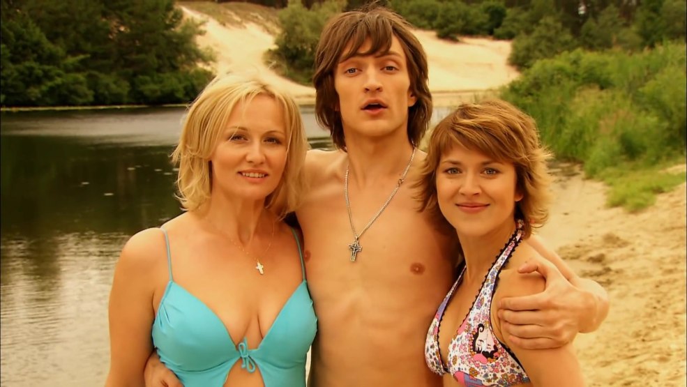 Anna Kuzina University Nouvelle auberge nue