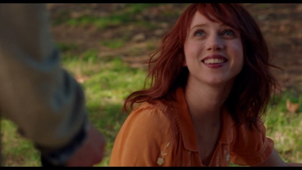 Zoe Kazan en maillot de bain