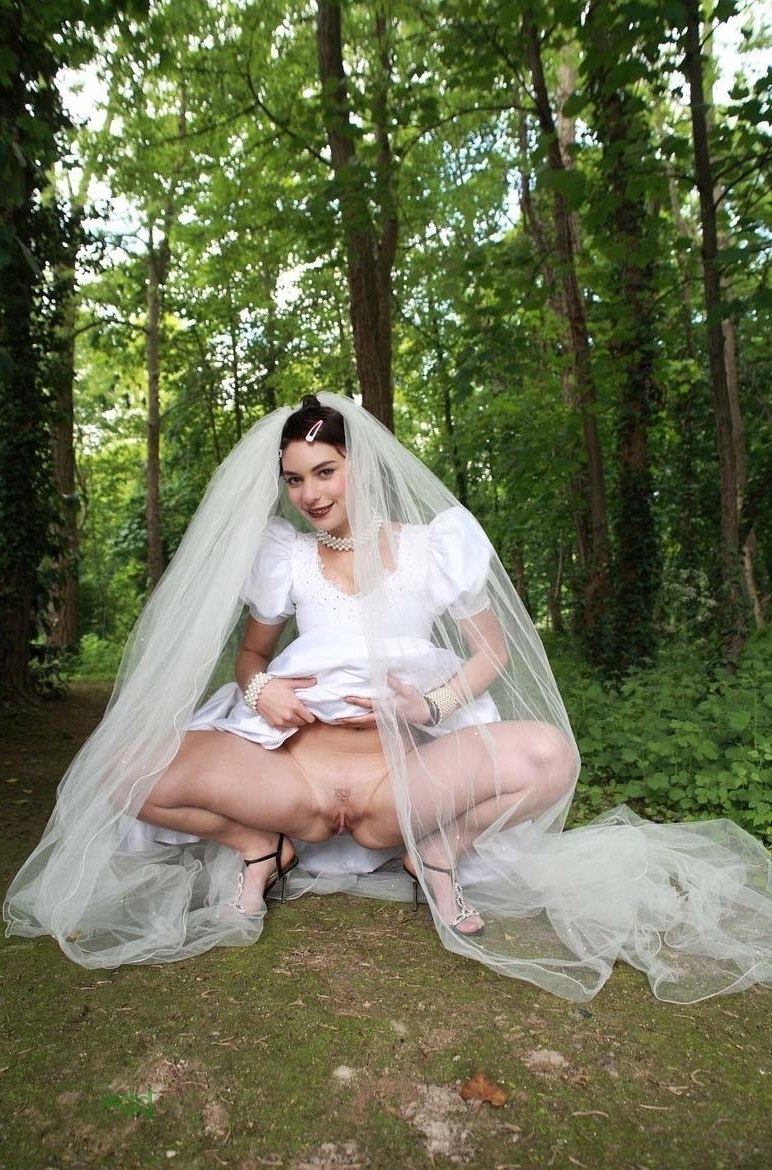 Ferrara Gomez Bride xxx