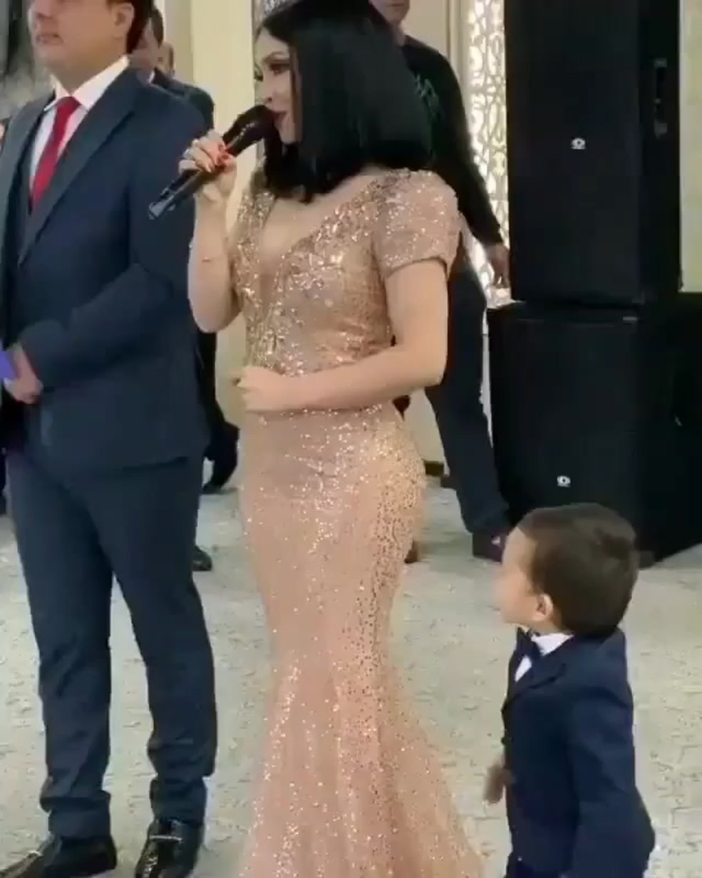 Louise Rasulova Boshlovchi