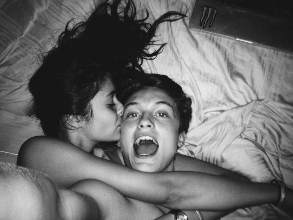 Femmes nues des réseaux sociaux