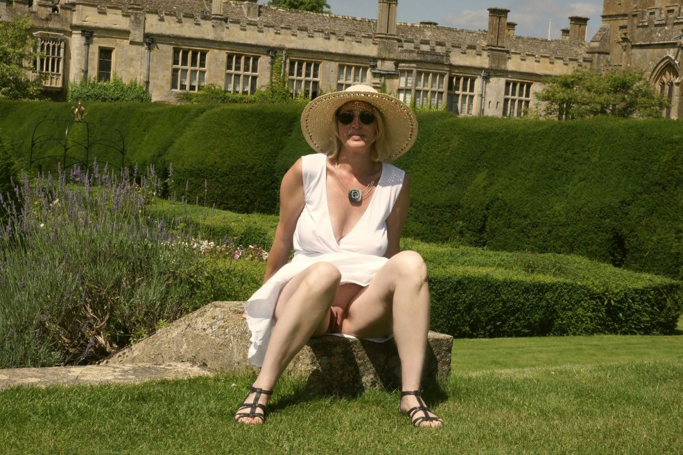 Culotte poilue mature amateur