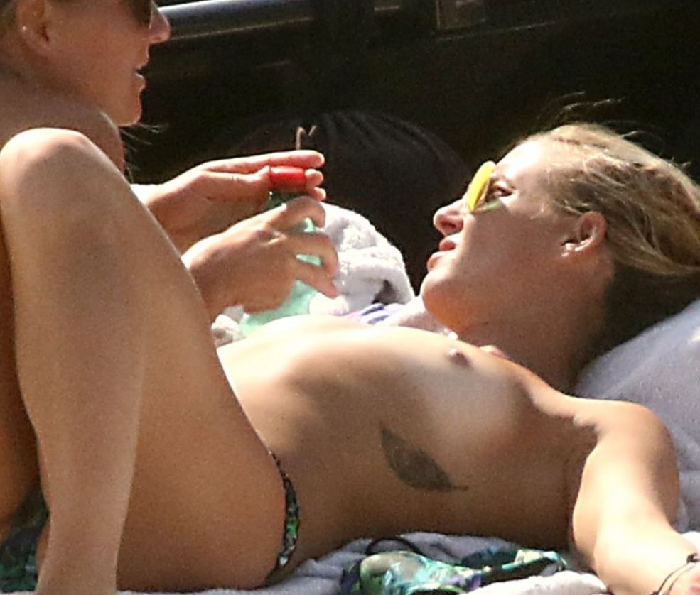 Spied "(Hotel Voyeur) 2013 Italie Porn Movie"