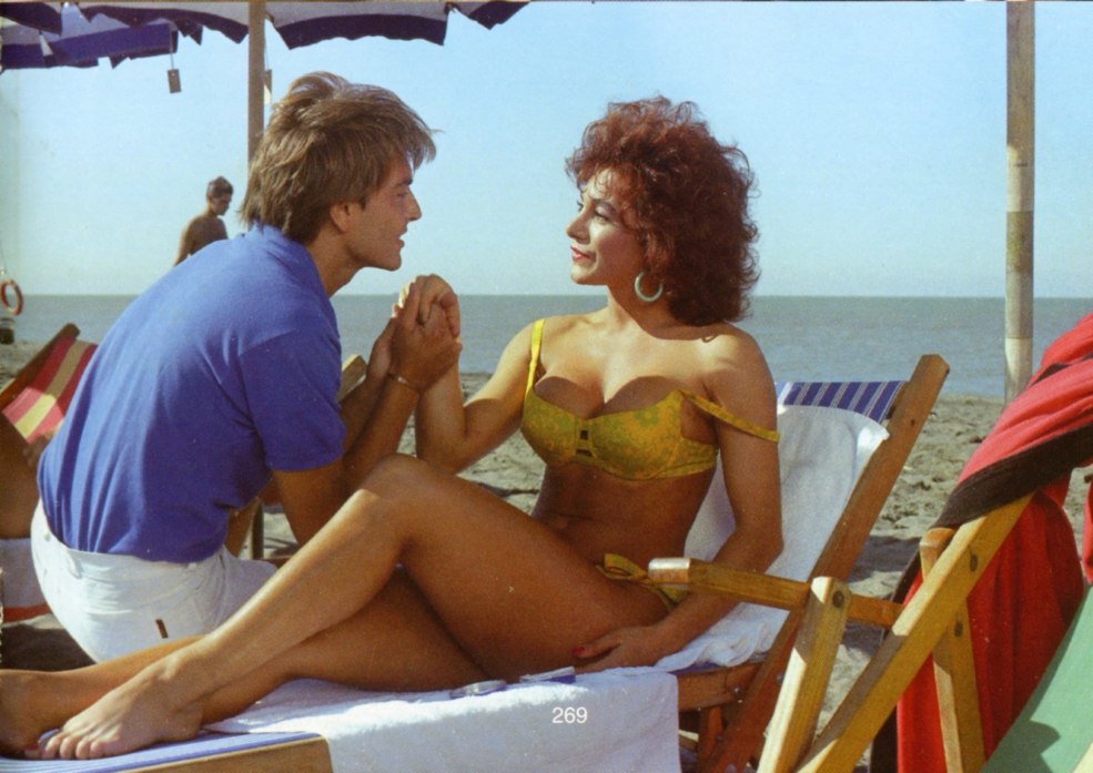 Bel Dolphin Belle Delphine 2020