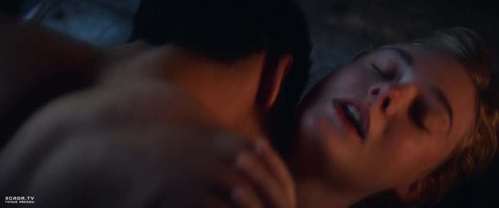 El Fanning Grande literie