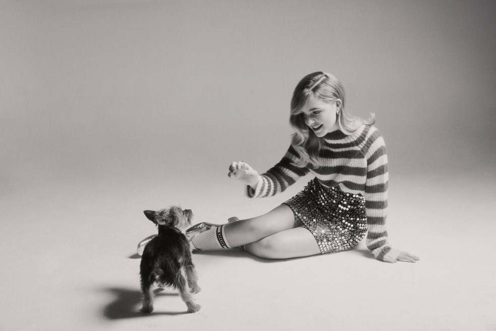 Mackenna Grace en sous-vêtements