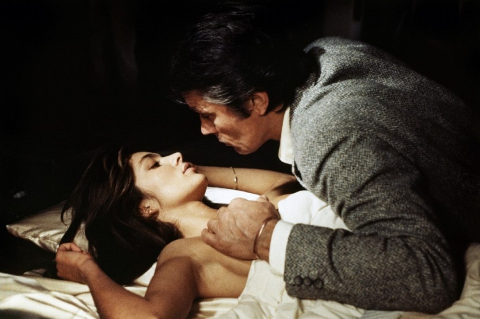 Ann Pario et Alain Delon pour la peau