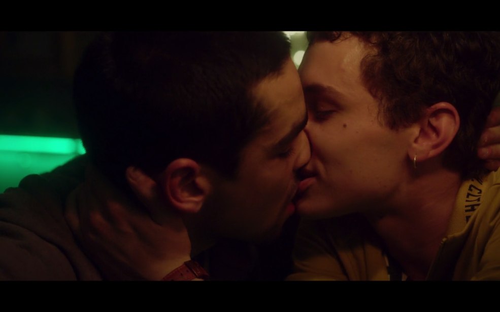 Brandon Flynn et Aron Piper