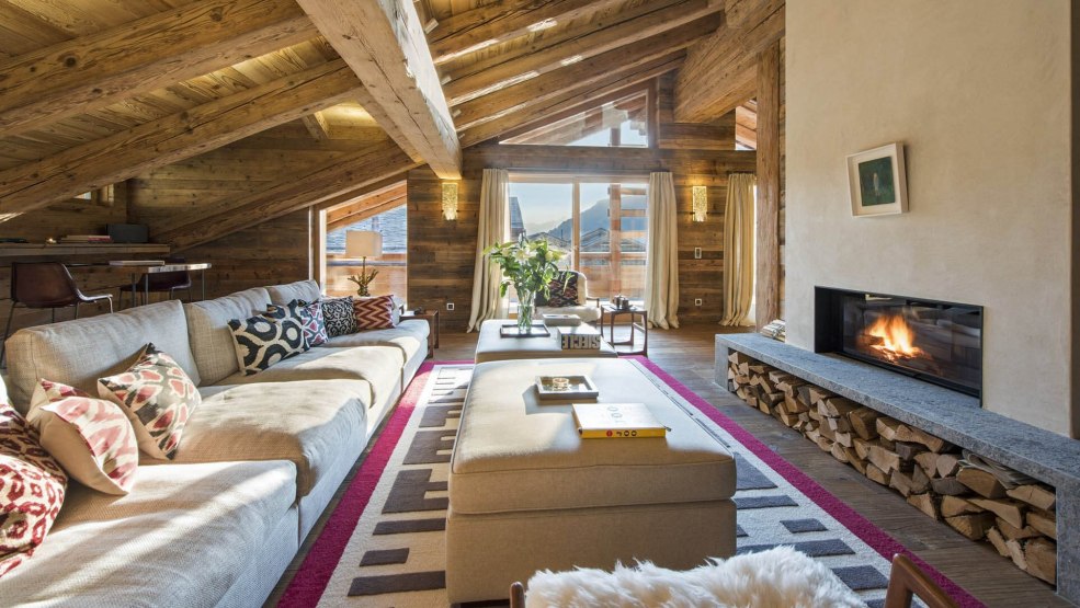 Chalet en Suisse avec cheminée