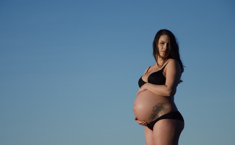 Gros seins nus enceinte 18