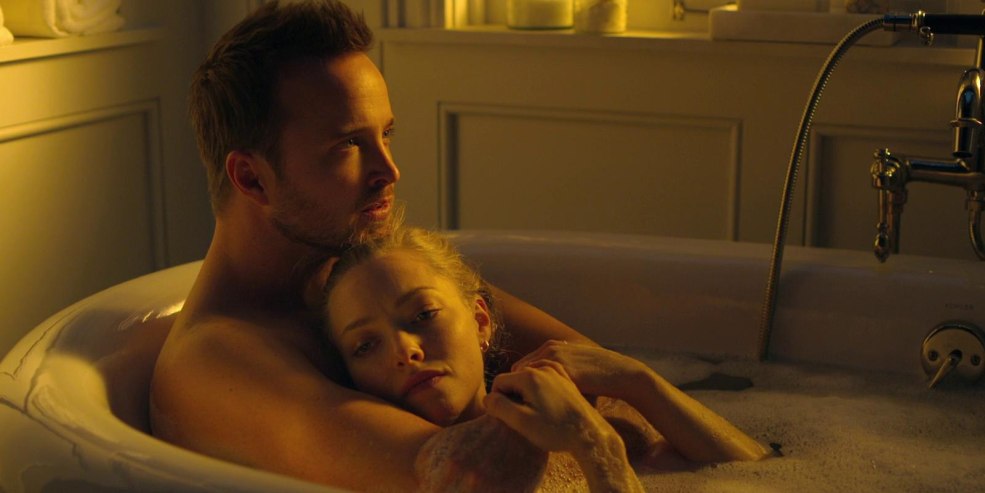 Amanda Seyfried Nude in Pères and Daughters (2015)